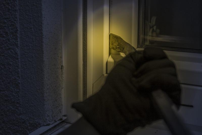 NOCHTADH: Laethanta na seachtaine a dhíríonn buirgléirí ar do theach, maidir leis na Gardaí