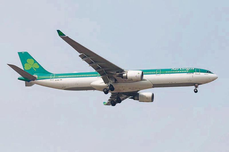 Atreoraíodh eitilt Aer Lingus 350km de bharr Stoirm Fhearghais