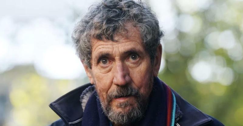 'Tá mé ag brath ar chathaoir rothaí': Roinneann Charlie Bird nuashonrú sláinte
