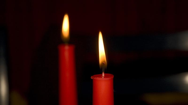 Faigheann lánúin Éireannach bás lá amháin óna chéile i rith na Nollag