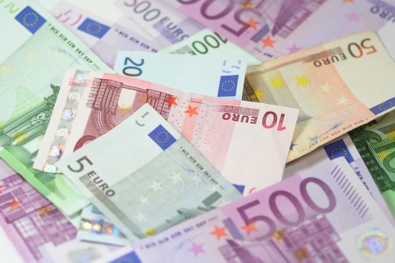 'Tá mé fós i turraing' - duaiseanna airgid a d'athraigh an saol a bhuaigh triúr buaiteoirí Lotto ádh