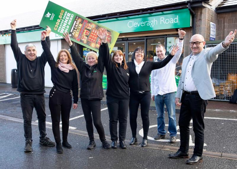 Ceiliúraí mar díolann siopa scríobchárta a bhuaigh €300,000 le haghaidh ach €15