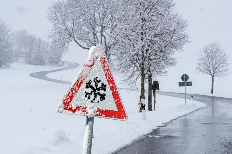 Nuashonrú sneachta mór na hÉireann le limistéar amháin sonraithe ar feadh 30cm laistigh de laethanta