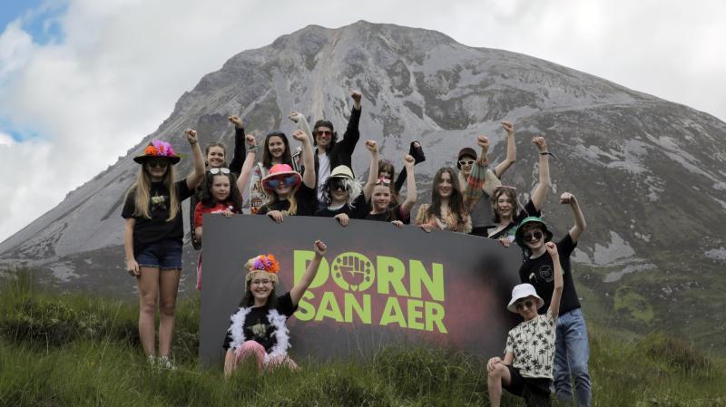 Féile úr 'dorn san aer' in ómós do Rónán Mac Aodha Bhuí