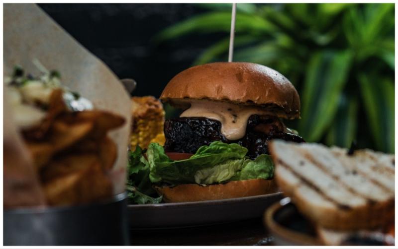 EMBER Opens: New Restaurant at Kilkenny Hibernian