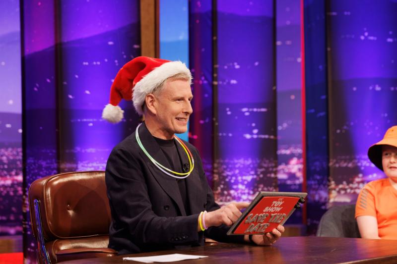Athrú mór deimhnithe don Late Late Toy Show agus Patrick Kielty ar ais don dara séasúr