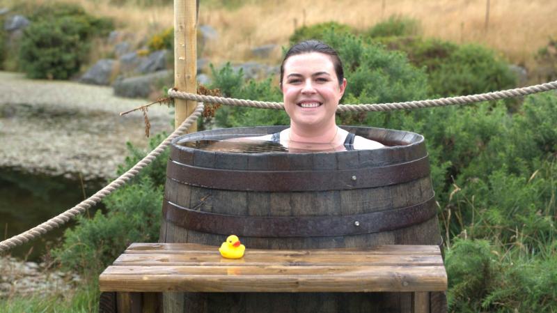 Leanann na doirse ar aghaidh ag oscailt don chraoltóir Áine Ní Bhreisleáin tar éis di dul i dtuilleamaí