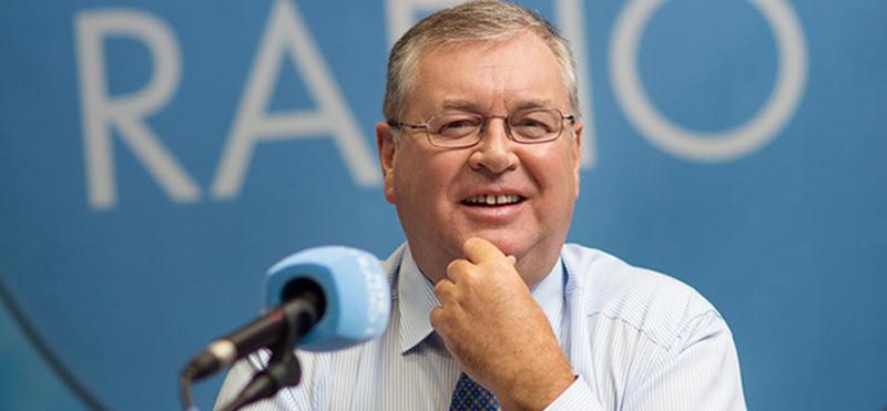 Laghdaítear na seansanna go nglacfaidh duine an-eolach seilbh ar Liveline tar éis scor Joe Duffy