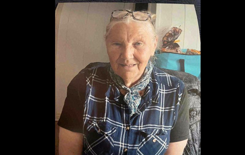 RIP: Ómós tugtha do bhean scothaosta a bhuail trucail agus a fuair bás san ospidéal ina dhiaidh sin