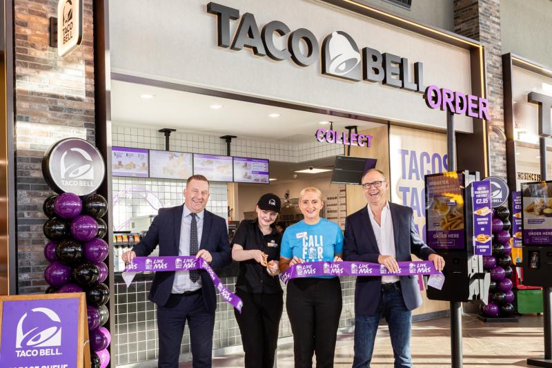 Sceitimíní agus scuainí fada agus an chéad bhialann Taco Bell in Éirinn ag oscailt a doirse