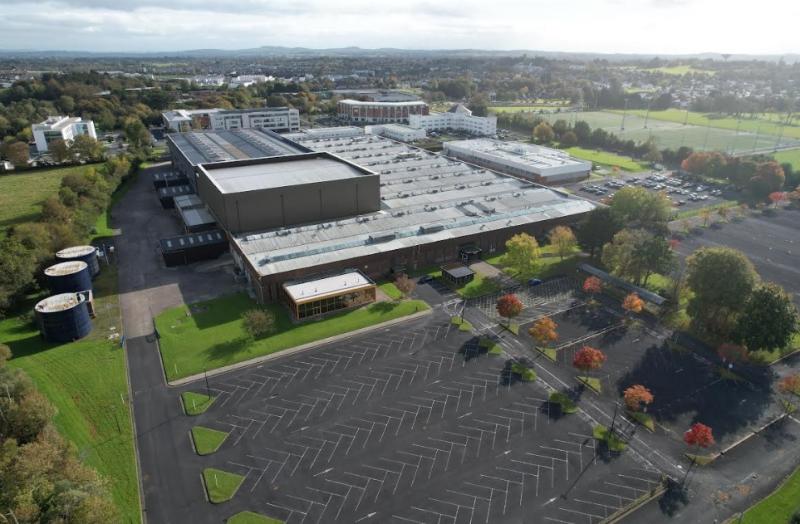 T&aacute; Troy Studios i nd&aacute;n d&oacute;ibh a bheith ina l&aacute;rionad teilif&iacute;se r&eacute;altachta in &Eacute;irinn tar &eacute;is comhaont&uacute; ilmhilli&uacute;n euro