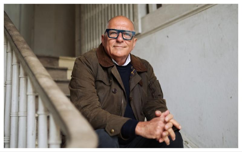 'Cara d&iacute;lis' - F&oacute;gra&iacute;onn RT&Eacute; l&aacute;ithreoir nua do chl&aacute;r m&oacute;r&eacute;ilimh i ndiaidh bh&aacute;s Hugh Wallace