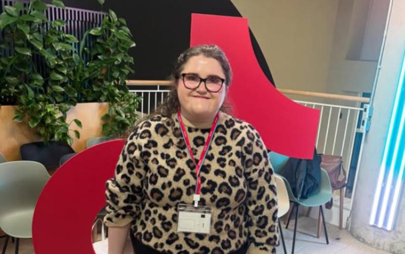 'Sh&iacute;l m&eacute; go raibh scornach streip orm' - Caithfidh bean &Eacute;ireannach foghlaim conas si&uacute;l ar&iacute;s tar &eacute;is tinnis mist&eacute;ireach