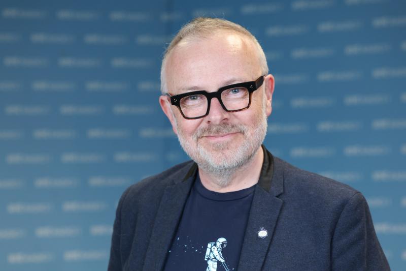 Deimhn&iacute;onn RT&Eacute; ceapach&aacute;n Rick O'Shea mar l&aacute;ithreoir nua Arena ar RT&Eacute; Raidi&oacute; 1