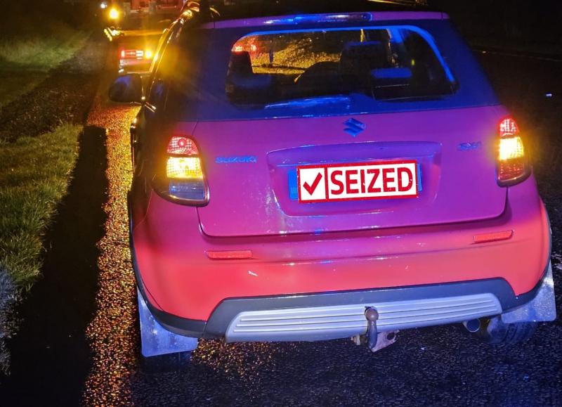 Gabhann Garda&iacute; buachaill 15 bliana d'aois ag tiom&aacute;int go Baile &Aacute;tha Cliath ar mh&oacute;tarbhealach gn&oacute;thach an M7