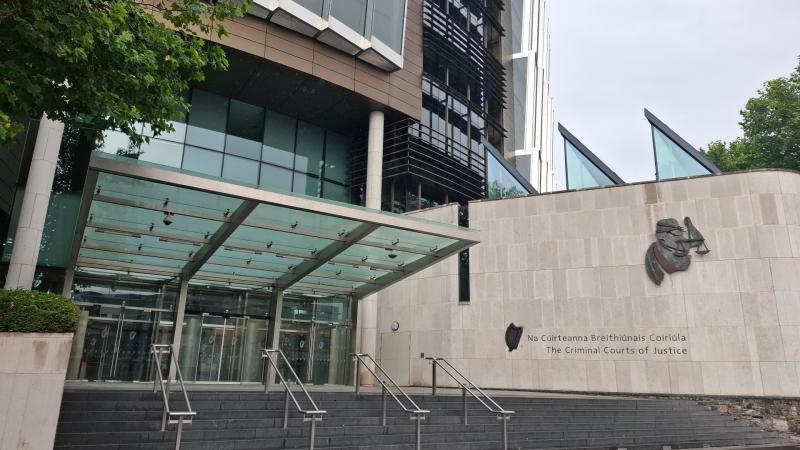 Aonta&iacute;onn an Rialtas ochtar aturnaetha agus abhc&oacute;id&iacute; a ainmni&uacute; mar bhreithi&uacute;na