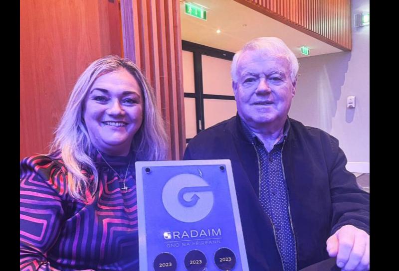 Éiríonn go rí-mhaith le Donegal Music Trails ag Gradaim Ghlór na nGael