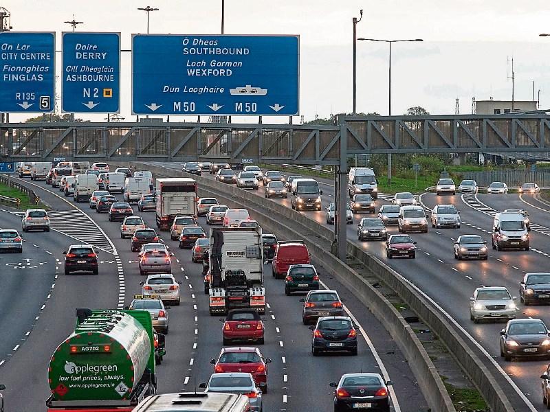 Bealach ar óscailt arís i ndiaidh eachtra ar an M50