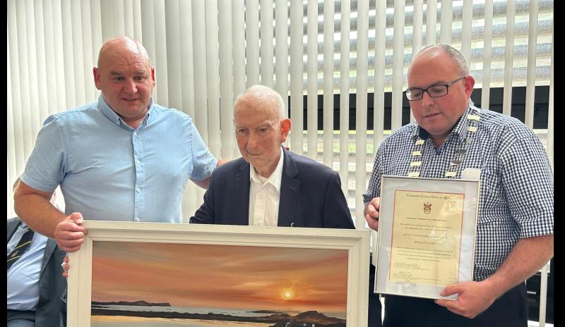 Bronnadh Ó Chomhairle Chondae Dhún na nGall ar Phádraig Ó Baoighill