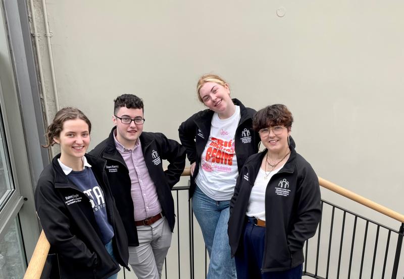 Comhpháirtithe carthanais fógartha ag comhaltas na mac léinn