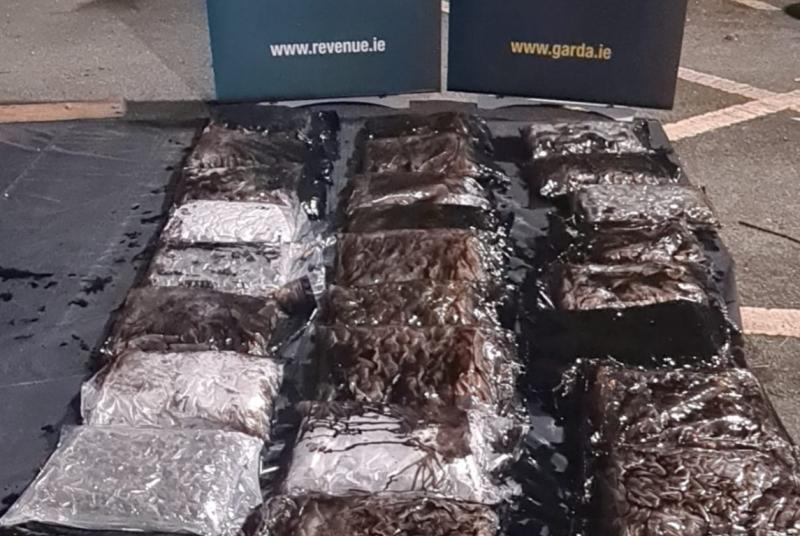 Imscrúdú seolta tar éis mór-urghabháil drugaí i Loch Garman